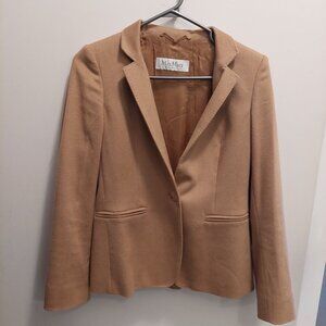 Max mara blazer | color: camel | Size 2 (small)